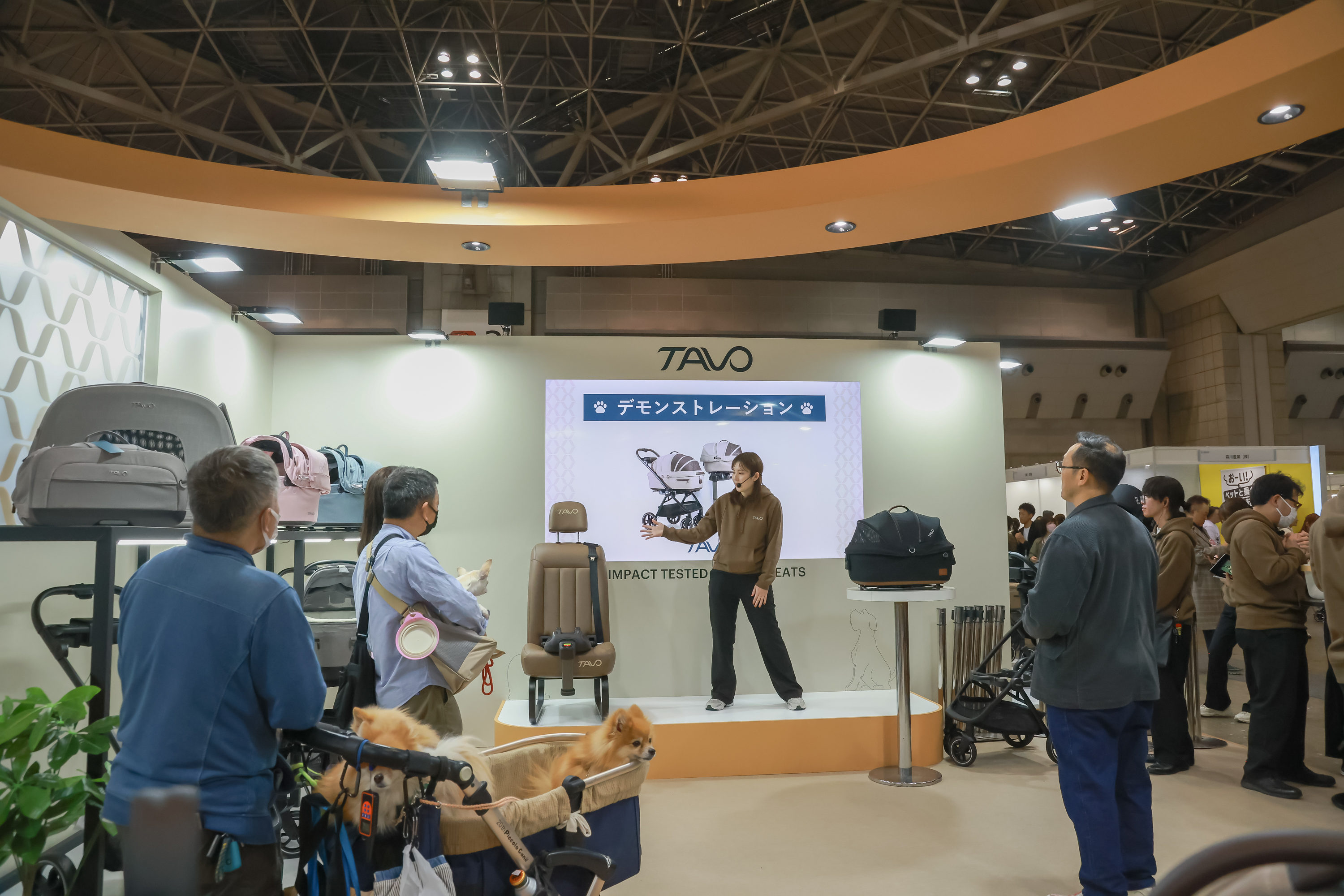 IPT_2025_negotiationshopping_137